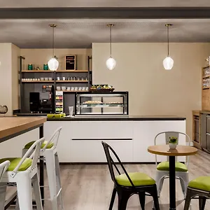 https://super-8-by-wyndham-hamburg-mitte.hamburg-hotels-de.com